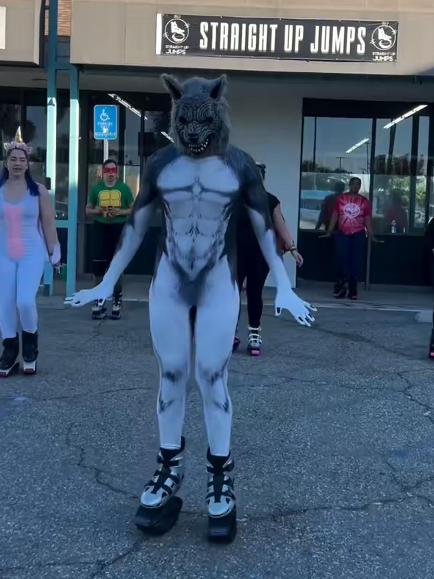 nice wolf dance #dubstep #edmtiktok #excision #riddim #crankdat #ravetok #lostlands