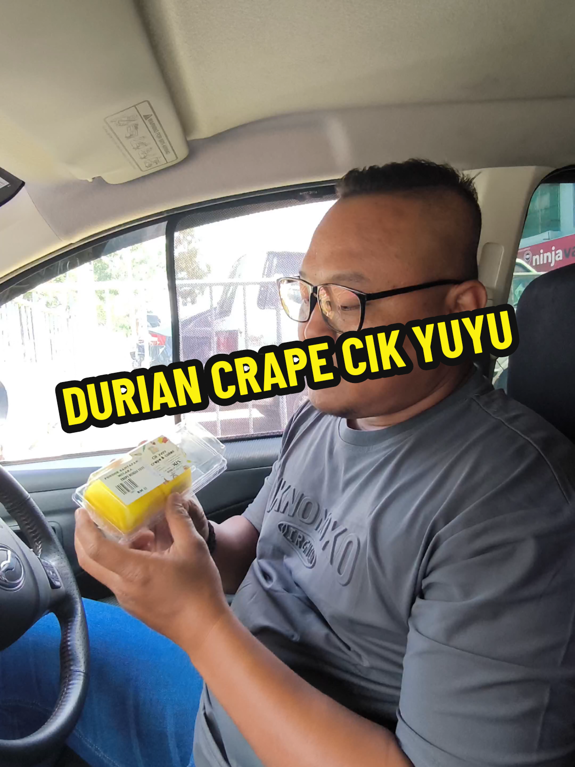 durian crape cikyuyu sedap matt..ak beli dekat pondok santapan tanjung minyak bukit rambai melaka..