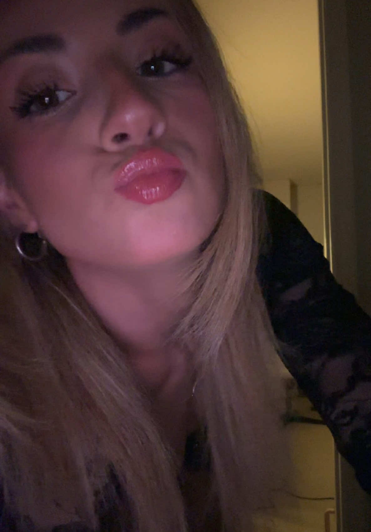 Kisses for everyoneee