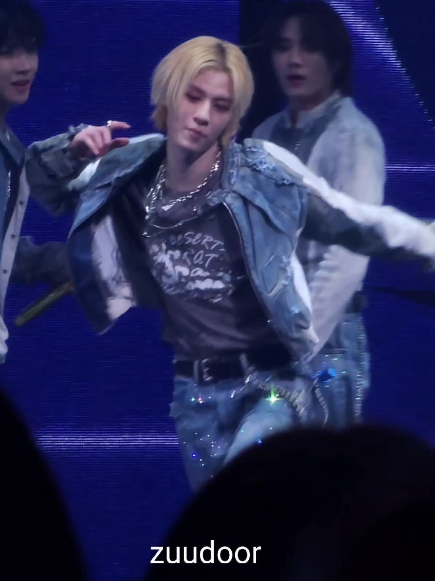 250223 横浜 SKIT🕺🏼🎶 #이한 #LEEHAN #イハン #보이넥스트도어 #BOYNEXTDOOR #KNOCK_ON_Vol_1 #KNOCK_ON_Vol_1_IN_JAPAN 