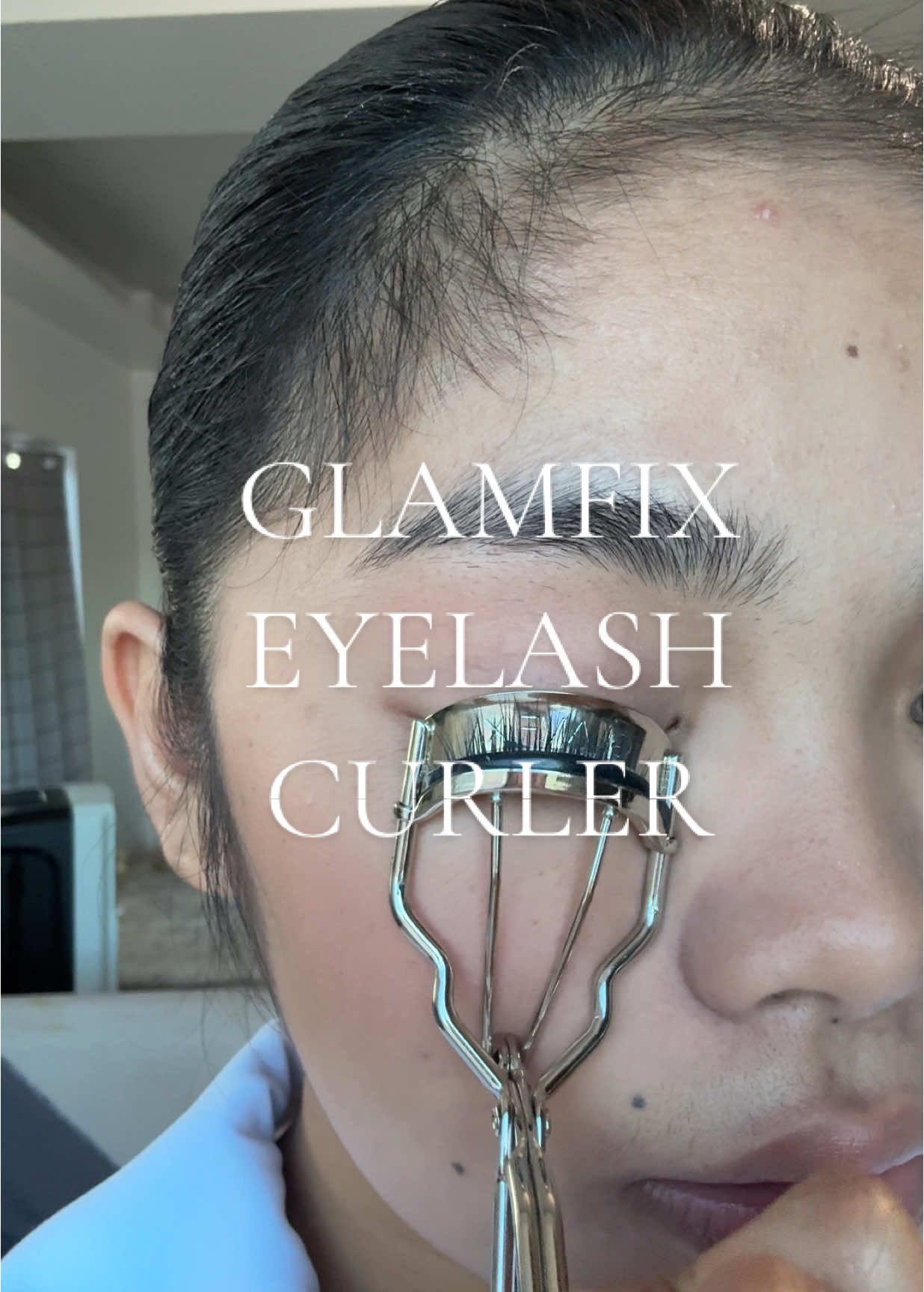 one of the best eyelash curler that I’ve tried!!🤩🫶 @GLAMFIX  #glamfix #glamfixeyelashcurler #eyelashcurler #eyelashes  #recommendations #BeautyTok 