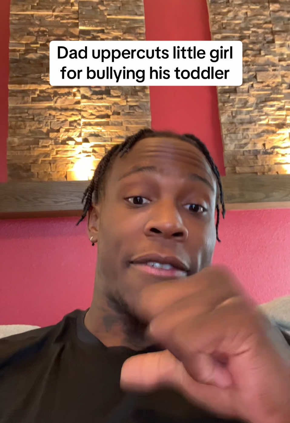 Dad uppercuts girl for bullying his toddler