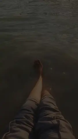 Life is chill 😎 location? #waterdip #lpdip #lphatdip #tarek #foryou #tiktok #water #chill #life