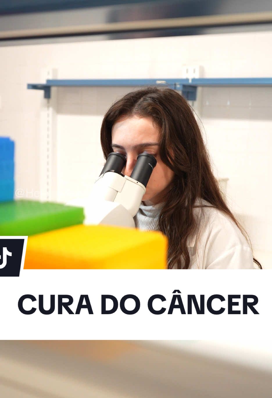 Hoje eu vou contar sobre uma pesquisa revolucionária na luta contra o câncer de mama.  Através dela estamos mais perto de acabar com este mal que já afetou tantas mulheres e famílias. Um grande agradecimento ao Deutsches Elektronen-Synchrotron, ao Karlsruhe Institute of Technology e aos pesquisadores André Conceição e Carlos Sato Baraldi Dias, que sem eles esse vídeo não seria possível.  Quem quiser se aprofundar mais no tema, aqui está a pesquisa que citei no vídeo: Conceição, A.L.C., Müller, V., Burandt, EC. et al. Unveiling breast cancer metastasis through an advanced X-ray imaging approach. Sci Rep 14, 1448 (2024) #curiosidades #ciencia #medicina 