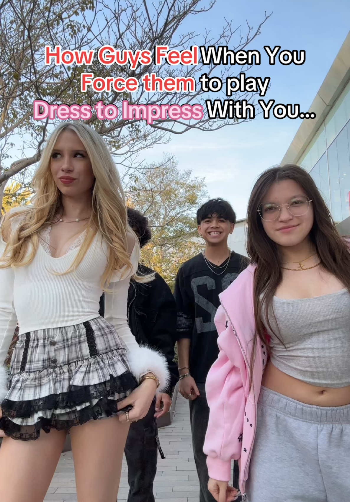 TAG the person YOU WANT TO PLAY DRESS TO IMPRESS WITH on ROBLOX… 🥰😋🙊 @Cash @Nico @LilyGumdrop 