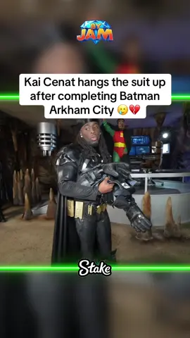 Kai Cenat hangs the suit up after completing Batman Arkham City 🥲💔 #Kai #kaicenat #fyp #foryou #arkhamcity #arkhamasylum #arkhamorigins #arkhamknight #foryoupage #viral #amp #batman #batmanarkham #ishowspeed #speed kai cenat playing batman arkham streamer #twitch #irl #gaming #stream #livestream #streaming #livestreaming 