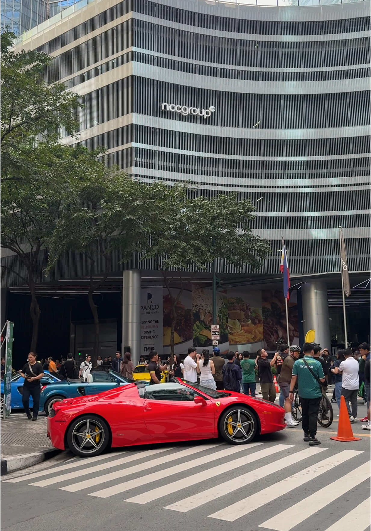 Sports Car for a Cause 2025 (SCFC) 📍Bonifacio Global City (4th Ave. BGC) 📍February 23, 2025 #SCFC #bgc #ferrari #ferrari458 #sportscarphilippines 