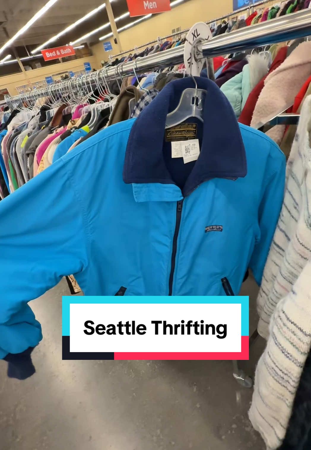 I loveeee a good thrift! Seattle thrift shops are full of outdoors gear.. but they’re pretty expensive sadly 😭 #thrifthaul #thriftshop #goodwill #valuevillage 