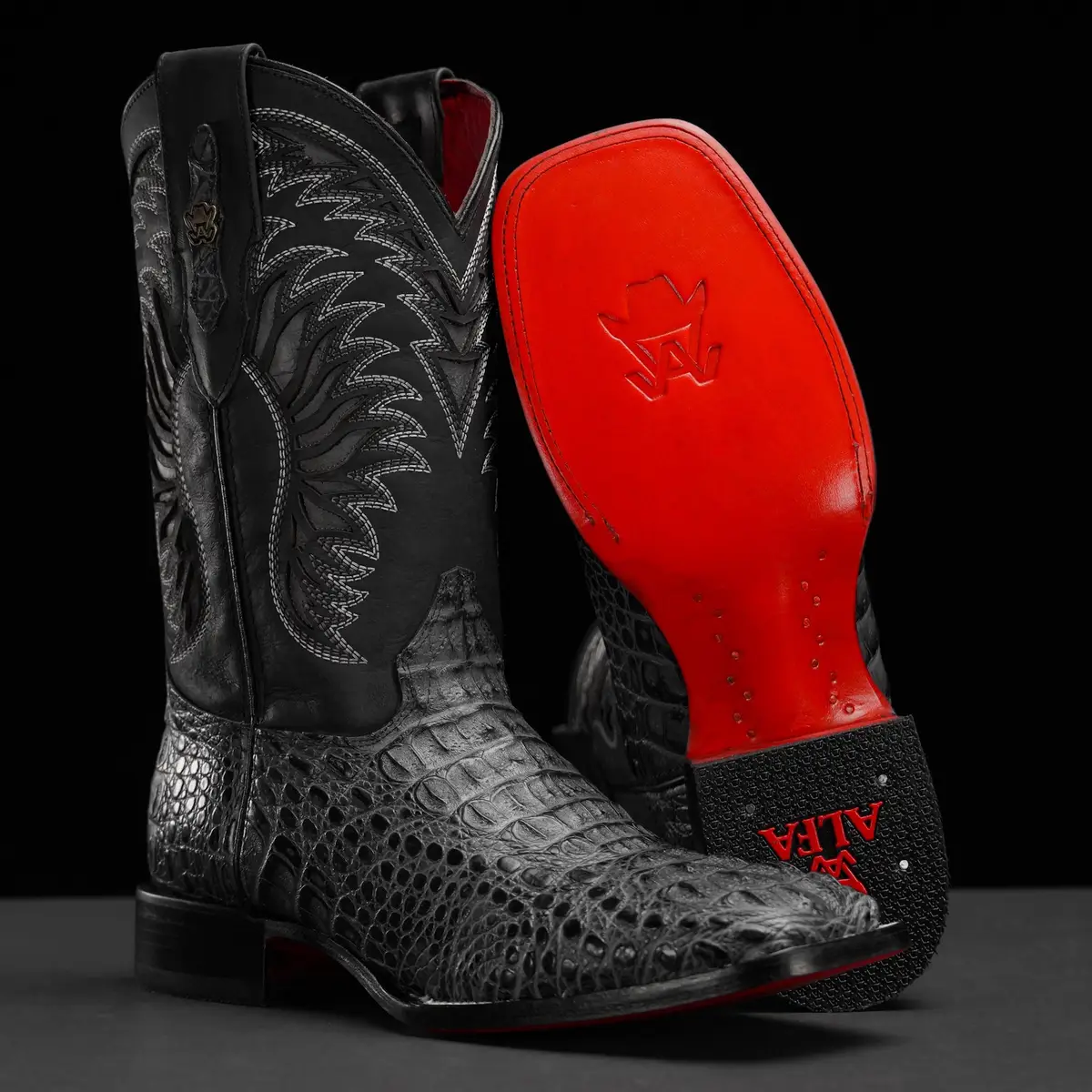 Cop or Drop? #alfawesternwear #fypシ゚viral #alfawesternwearboots #exclusive #paratiiiiiiiiiiiiiiiiiiiiiiiiiiiiiii #texas #cowboyboots #western #boots #westernwear #botasvaqueras #fyp #leather #cowboyoutfit #suelaroja #redbottoms 