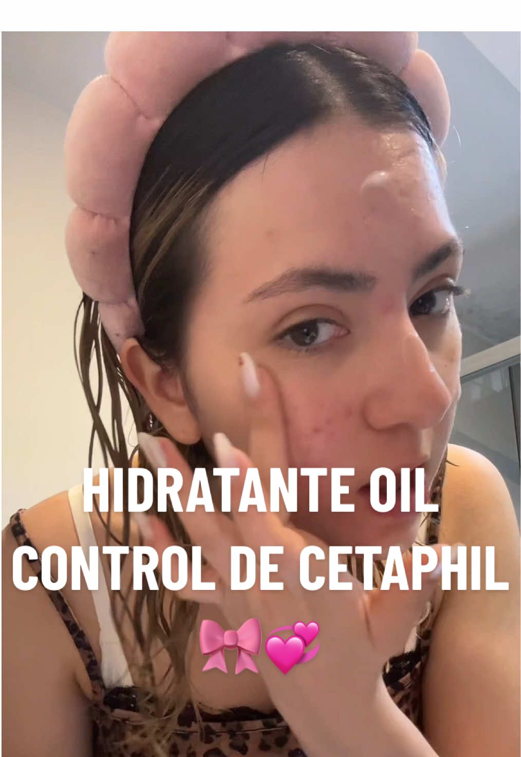 Replying to @insulina tutorial que me pidieron para la crema hidratante de cetaphil + resultado con maquillaje pq me emocioné 🎀 espero les sirva! #makeup #gwrm #MakeupRoutine #maquillajetutorial #maquillaje #makeuptutorials #cetaphil  @insulina @briscy😝 @Nicoll 