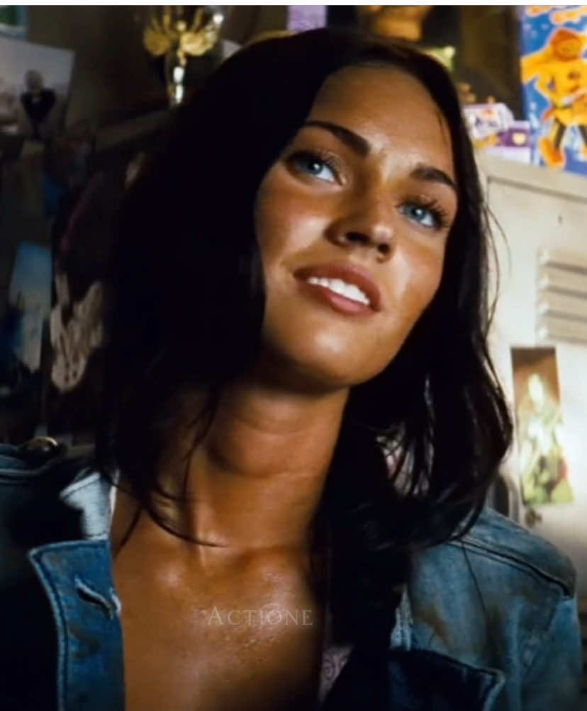 Transformers 1 🤖 #film #transformers #meganfox #rihana 