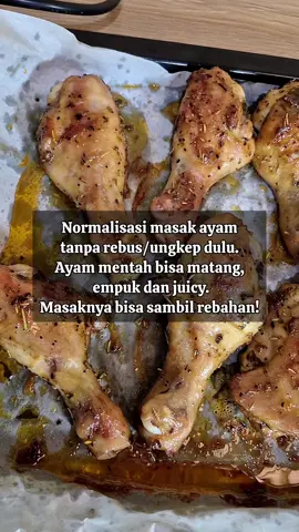 Gak semua harus diungkapkan dan diungkep🥲  Bismillah.  Ketakutan banyak orang yg ga berani masak ayam goreng / ayam grill/ ayam bakar tanpa direbus/ungkep dulu, biasanya krn takut amis, takut masih berdarah , takut gak matang. Gak kok, yuk beranikan diri coba cara masak ayam tanpa diungkep dulu. Bisa matang kok, asal waktu masak dan panas nya pas.  Yg penting, pastikan ayam yg mau diolah itu fresh. Dari sananya ga berbau aneh, kalo bau 