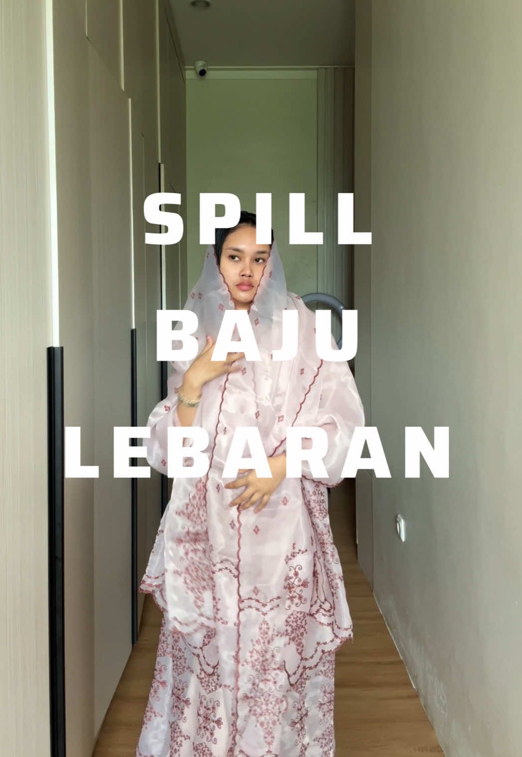 baju lebaran yang pertama bagus bgt!  note: aku engga izinin orang asal spall spill ya. kalau mau spill link ya buat edit video sendiri,bikin video konten sendiri. #lebaran #bajulebaran 