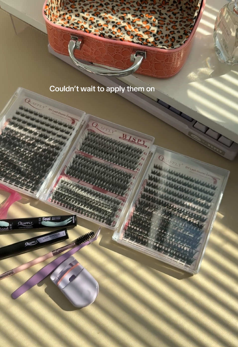 ONLY $15 💰 And it comes everything you need for everyday makeup!!! LOVE!! #giftforher #eyelashes #makeup #spotlightfinds #tiktokshoploveatfistfind #tiktokmademebuyit 