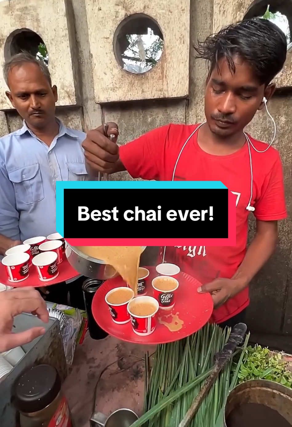 Streeet Tasty Chai in india☕️#cooking #delicious #streetfood #fyp #india #Foodie #chai 