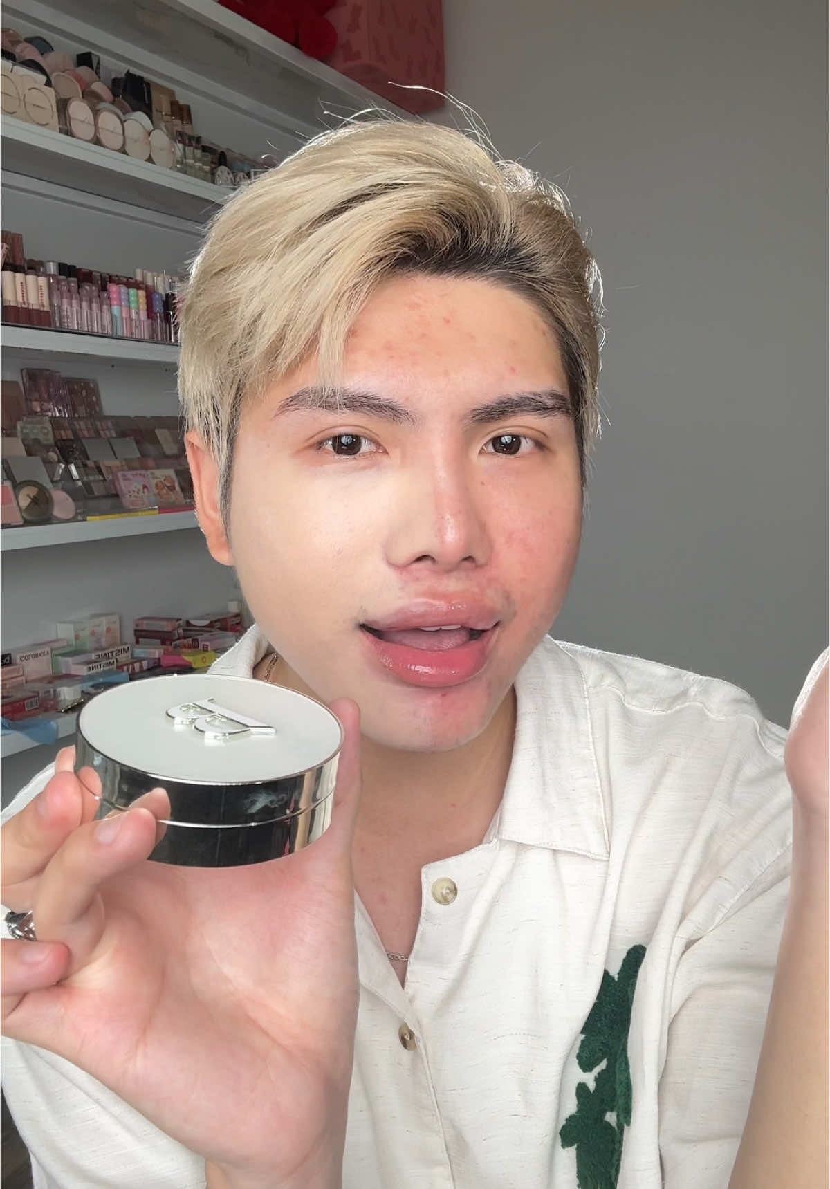 Trả lời @luỵ tết 😭😭😭 Tới ngày diễn ra chương trình mà 2 nói trong clip mới có giá 8xx nha. Bấm lưu vid này lại tới ngày là chạy dô mua liền nha, có 30 slot giá ưu đãi thui #banilacovn #combobanilaco 