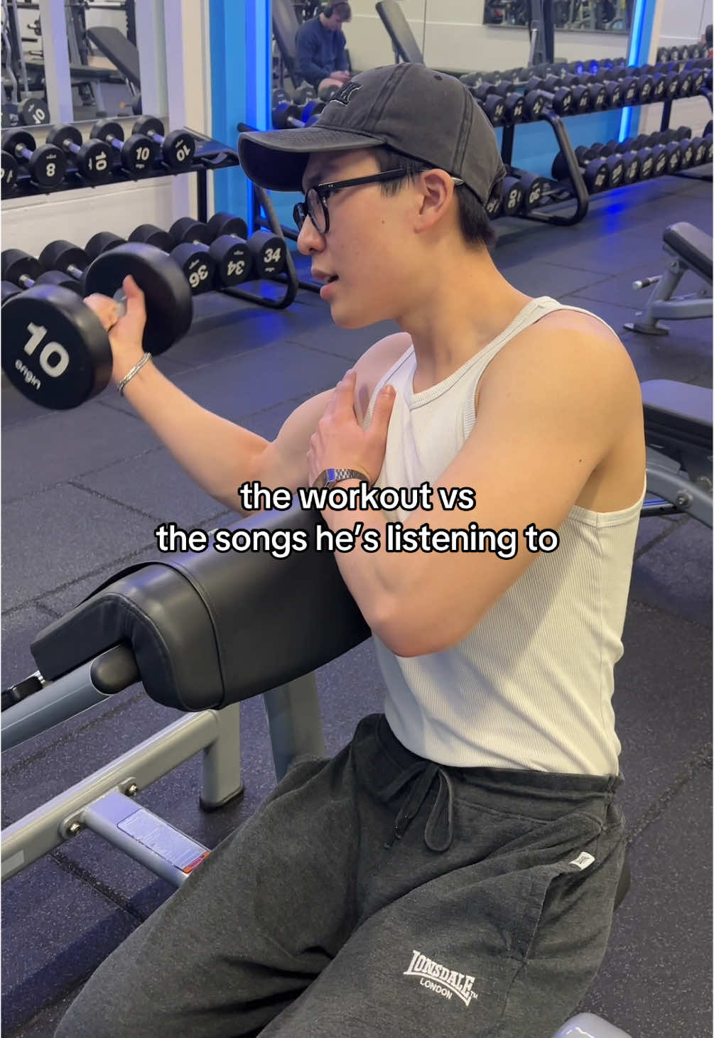 based on true events.. had to repost because of a spelling error.. if you saw the first one no you didn’t  #gym #kpop #foru 