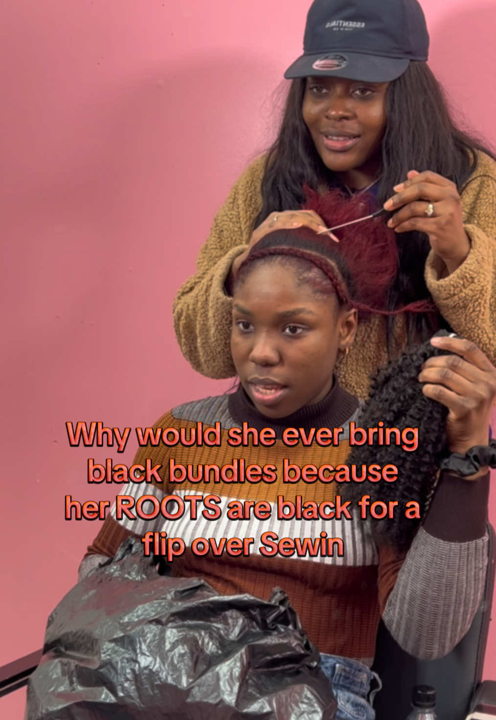 Once again, I know I said I can blend any texture but this is getting out of hand. Idk if this what they do in Philadelphia but absolutely not🤣 black hair because the roots are black????? #nychairstylist #brooklynhairstylist #sewin #sewinwithleaveout #leaveout #flipoversewin #redhair #fyp 