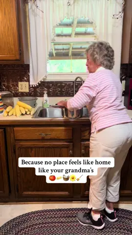 why can’t grandparents be here with us forever… go see your grandparents today 🤎  #countrylife #grandma #fyp #grandmasoftiktok #homemade #homecooking #country 