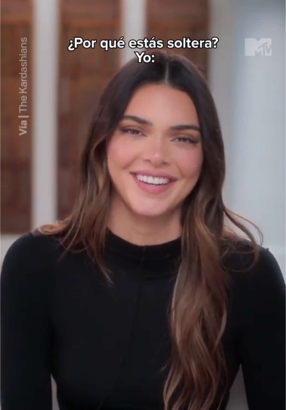 Repitan conmigo: ✨ I 👏 DON’T 👏 CHASE 👏 I 👏 ATTRACT 👏 #MTVCelebsLA #KendallJenner