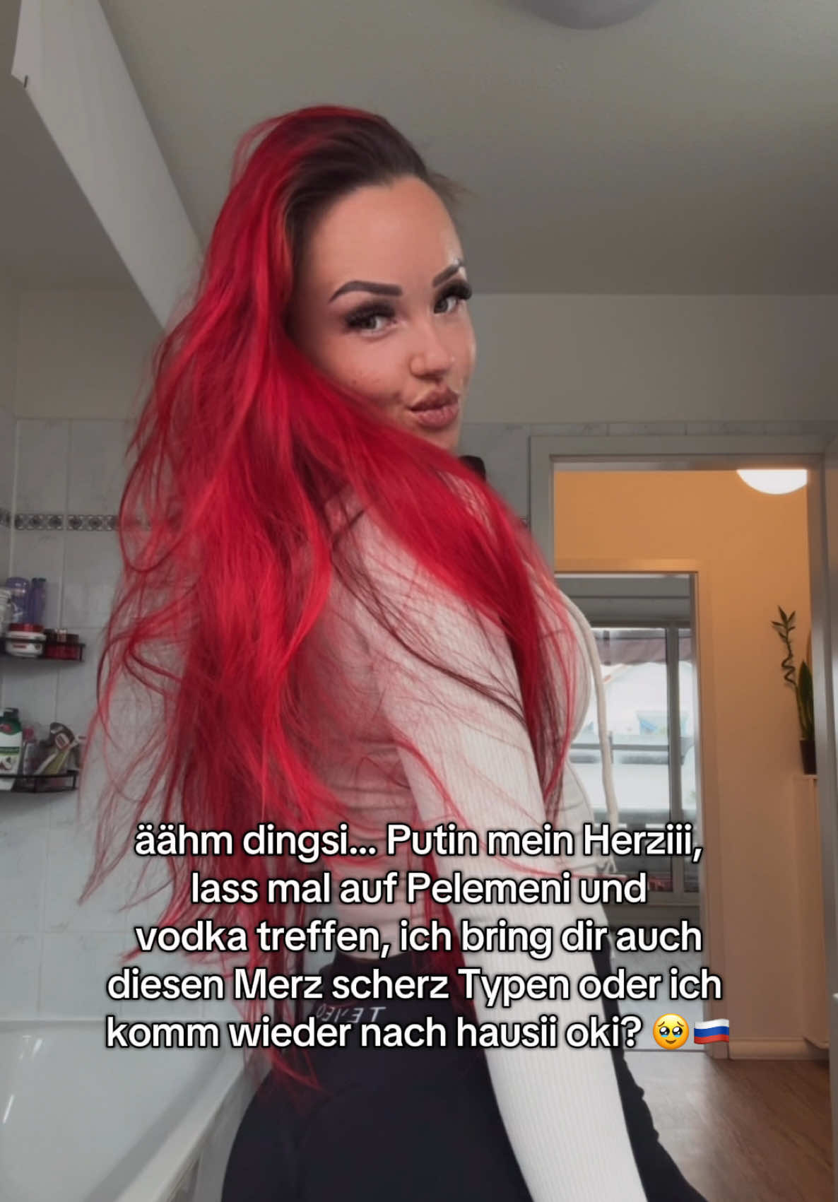 Aber bittiiiiiii kein Kriegiii okiii? 🥹🤝🏽 DIGGGA WELCHER HS VON EUCH HAT DIE CDU GEWÄHLT, EUCH MUSS MAN AUSLIEFERN ALS OPFERGABE 😐 | IG: hannahfeuer.official ❤️‍🔥 #redhair #foryoupagе 