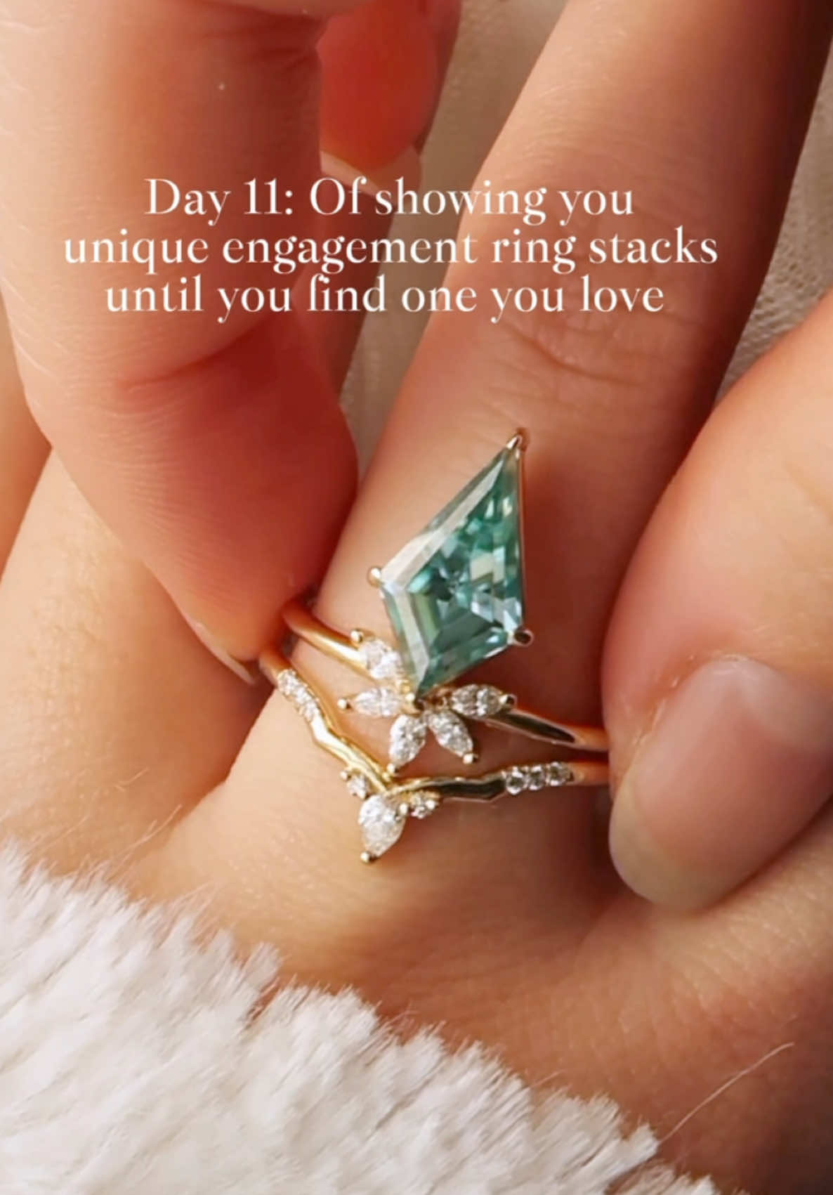 Day 11: Feauturing this STUNNING colored Moissanite 😮💙 #hiddenspacejewelry #uniqueengagementring #diamondalternative #moissanite #moissaniteengagementring #weddingband #weddingbandset #daintyengagementring 