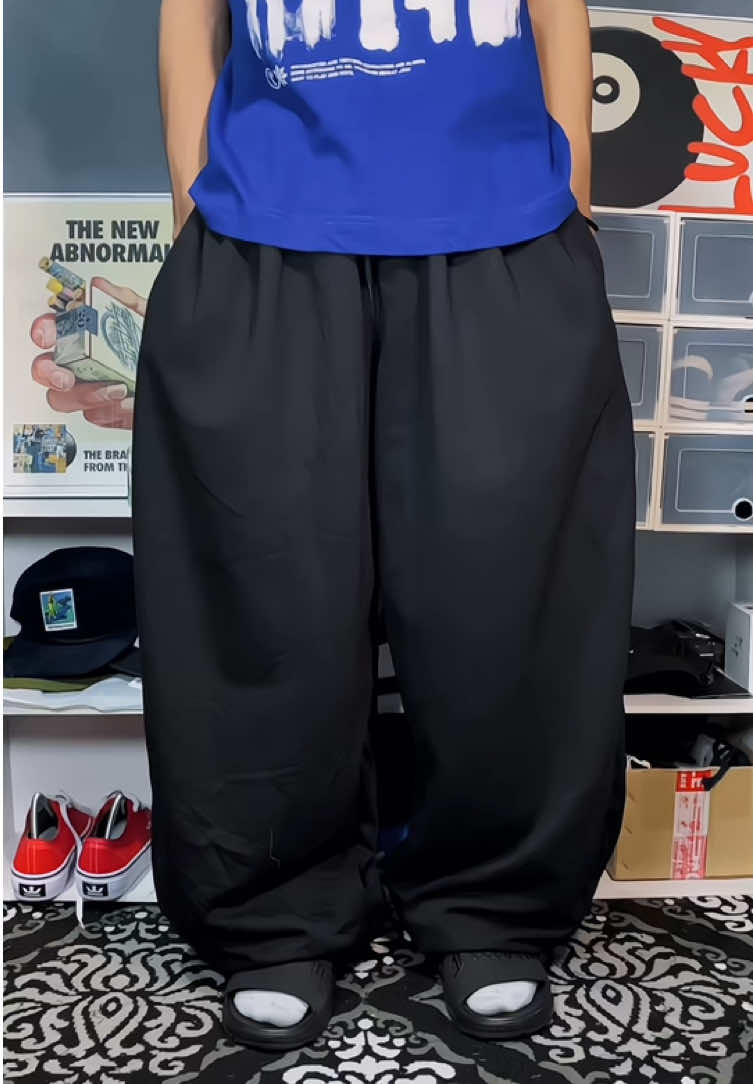 MASIH KURANG BAGGY?😜 #celanabaggy #baggypants #celanagombrong #celanabalon #racunoutfit 