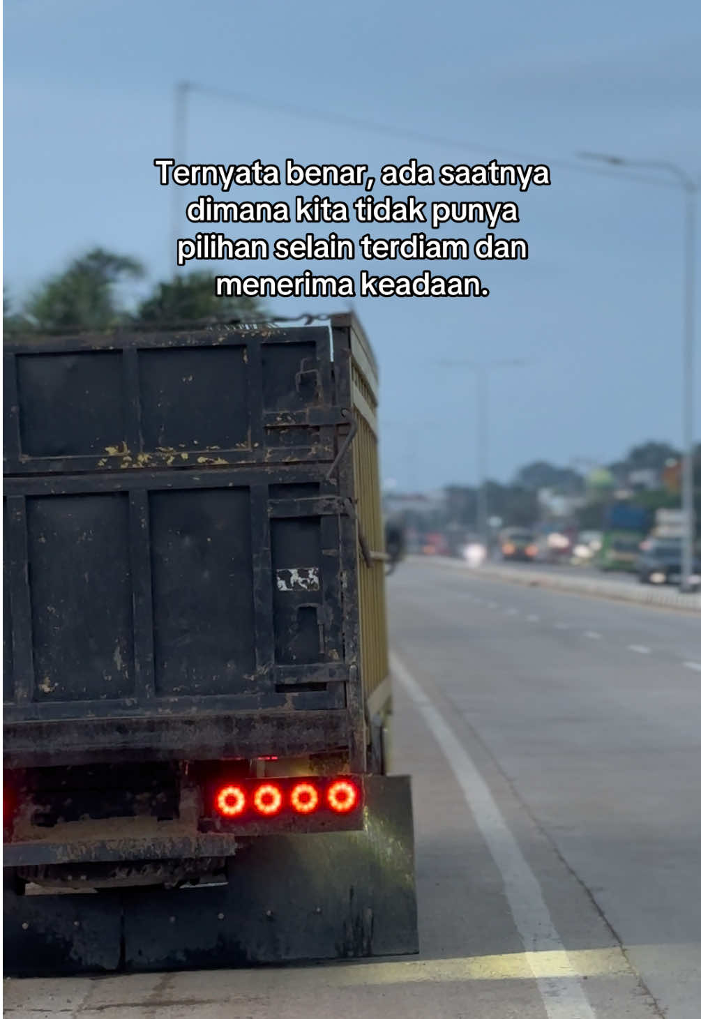 Hidup untuk menghidupi🥺 #fypp #drivermuda #storytruck #beranda 