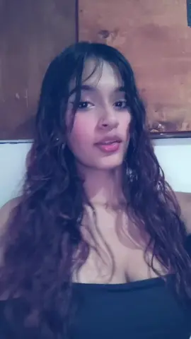 🙎🏽‍♀️