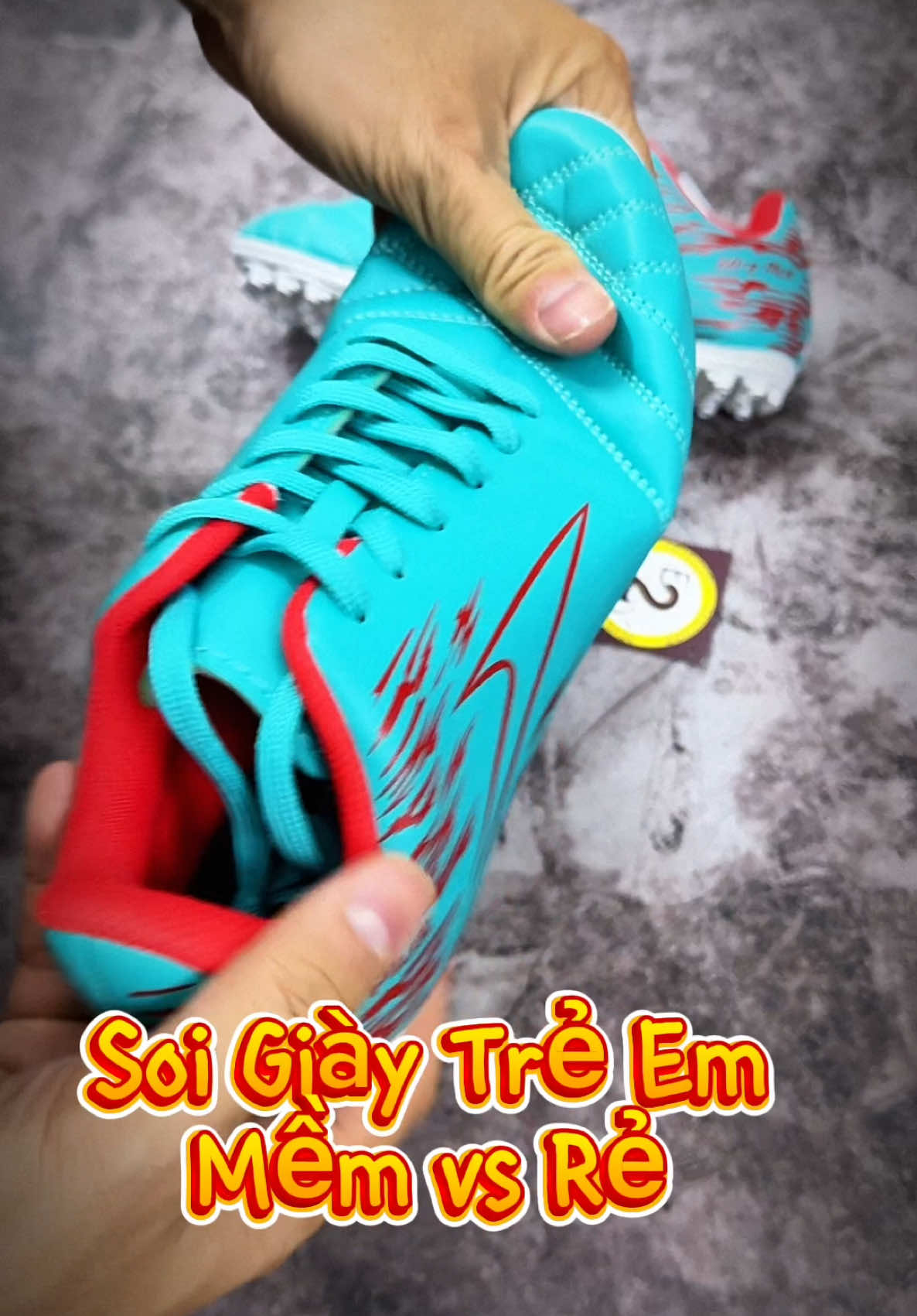 Soi ngay mẫu giày bóng đá trẻ em Mira plus kid ##giaybongda##giaydabong##giaymira##2evshop