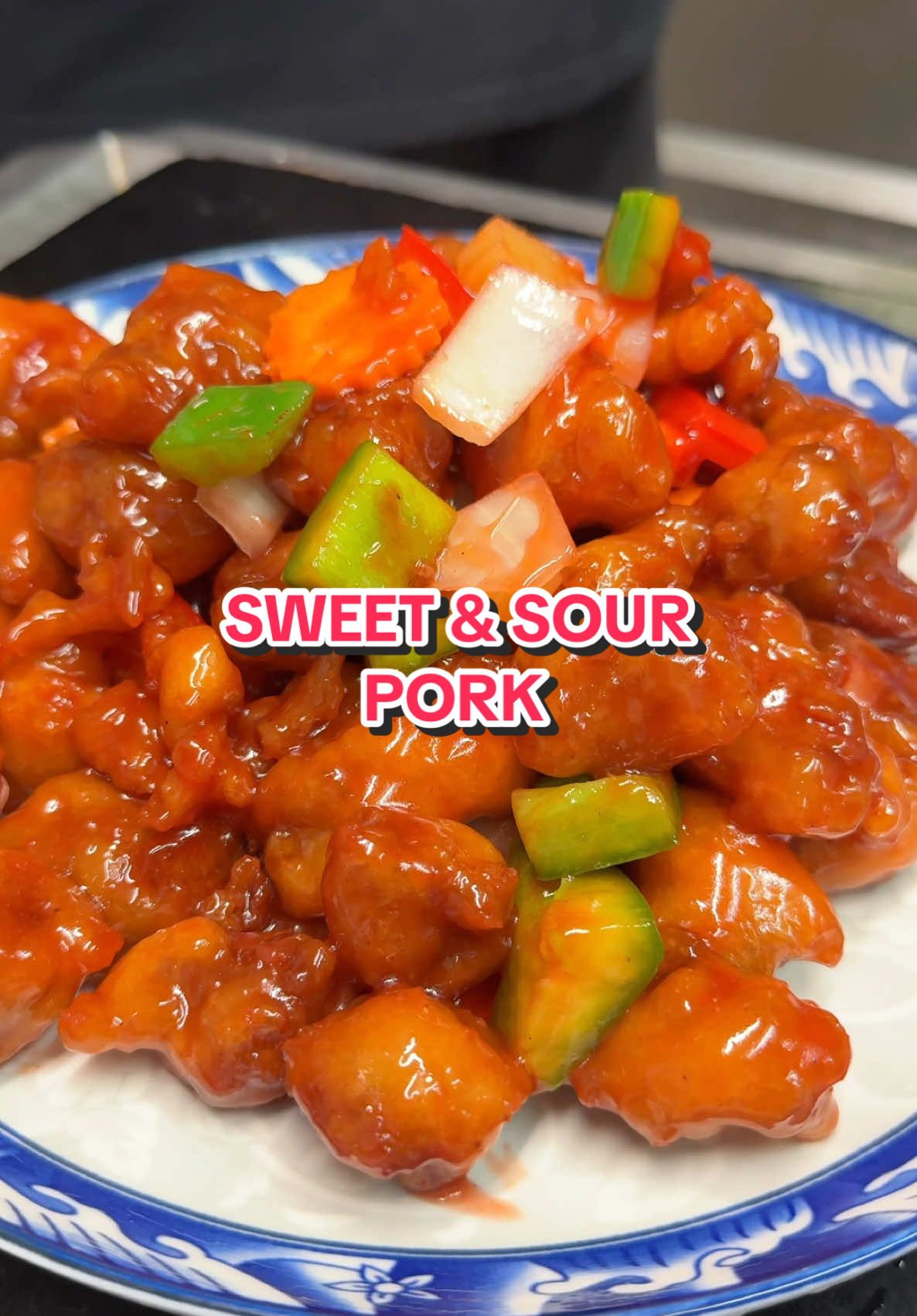 Original Sweet and sour pork recipe https://dimsimlim.com/sweet-and-sour-pork/ #wok #yumyum #chinesefood #takeout 