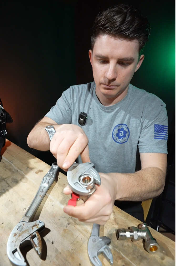 Which Wera joker wrench should you buy? #asmr #asmrsounds #learn #foryou #mmplumber #viral #plumbing #toolbag #pipes #tools #cleancopper #plumbertools #pressfit #soldering #copper #handtools #work #DIY #howto #plumber 