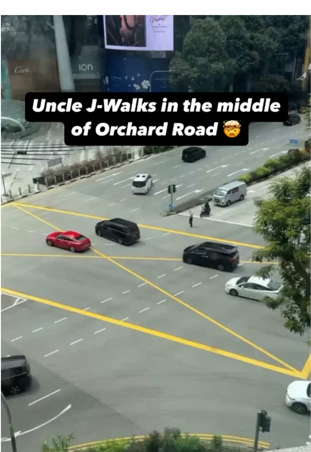 Is that uncle Raymond? 🧐 #sgviral #sgnews #singaporetiktok #sgfyp #sglife #singapore🇸🇬 #sgdaily  douyin cr: user0016190