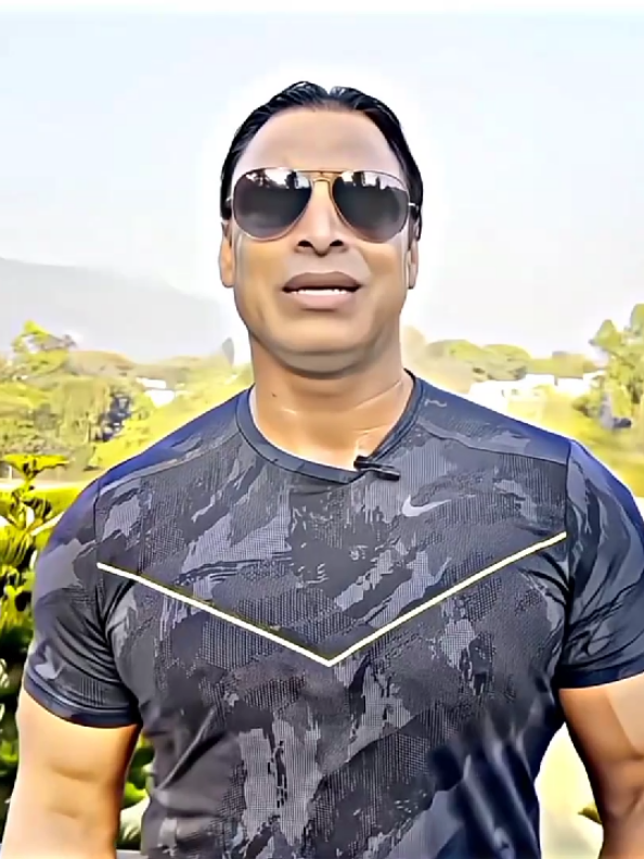 Shoaib Akhtar Ky Fan Hazir Hon____👀😮🎶#fypシ゚viral #unfrezzmyaccount #foryou #foryoupage #trending #mudasirpirzadotarkowado @TikTok @Pakistan Cricket Board #viralvideo #viraltiktok #standwithkashmir 