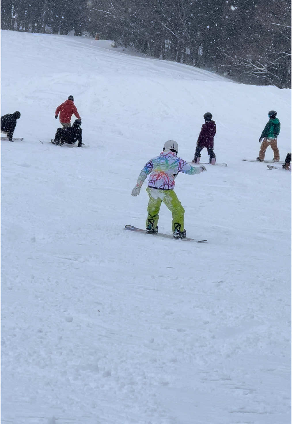 POV: First day of skiing 🤦‍♂️😂 #epicfail #skiingtiktok 