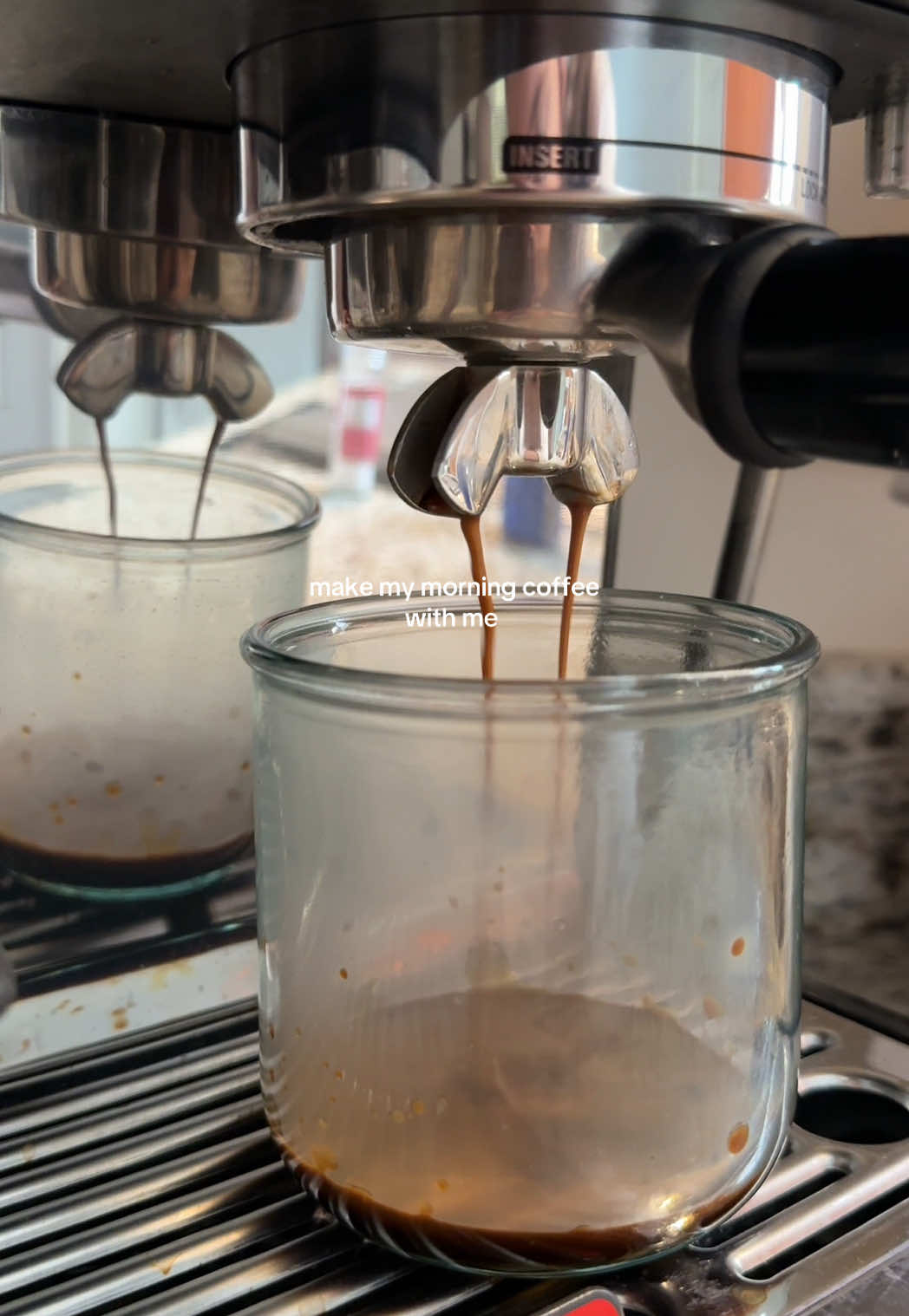 I can make a salted caramel latte in under 15 minutes 💁‍♀️☕️ @Breville @Chobani @Ghirardelli Chocolate Company  #coffeetok #morningcoffee #breville #brevillebaristaexpress #coffeerecipe #saltedcaramellatte 