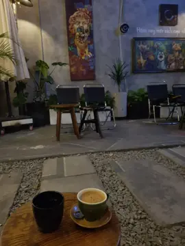 Cafe gì chưa người đẹp.... #fyb #story #nhacchill #viral #coffee #lenxuhuong 