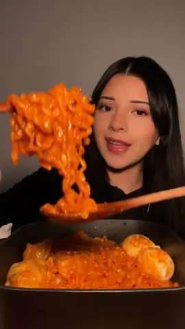 Buldak Carbonara Ramen 🍜🔥😋 #mukbang #asmr #buldakramen #foodies #eatwithme #ramenlover #spicynoodles #letseat #noodle #foodasmr #ramen #eatingshow #satisfyingsounds #foodielife #tastyeats 
