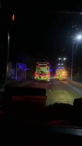 Pelarimalam#padahariini #adhiputra #adhiputra036 #busadhiputra #busmania #bussulawesi #morowalimakassarpp #morowali #masukberanda #fypシ゚viral #fypシ゚viral🖤tiktok #fypage #fyppppppppppppppppppppppp 