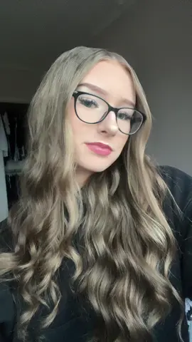 let’s ignore the after school makeup pls 