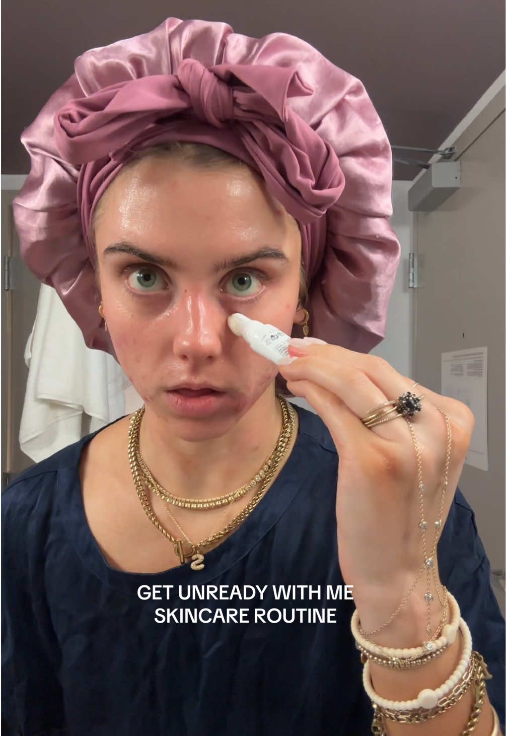 Replying to @camiliec never really share skincare ever but thought i would walk through my current routine it’s nothing crazy and I would recommend going to an aesthetician before adding random products to your routine but this is working for me currently 🥹  ##getreadywithme##getready##grwm##getunreadywithme##fyp##skincare##skincareroutine##skincaretips##routine##getunready##getreadtforbedwithme##cleanskincare##acne##acneskincare##acneskincareproducts##skincareforacne@@Magic Molecule@@Caudalie