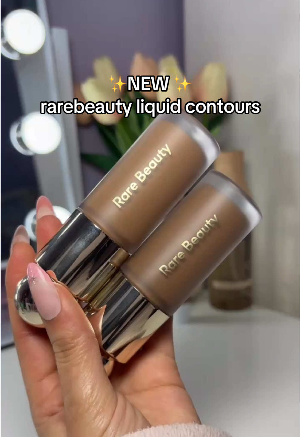 chefs kiss 😘  rare beauty liquid contour & blush brush  #rarebeauty #rarebeautyliquidcontour #newmakeup @Rare Beauty 