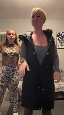 #howwilliknow #motheranddaughter #dancee #👏🏻👏🏻 #👌🏻👌🏻 #happyyyyy 