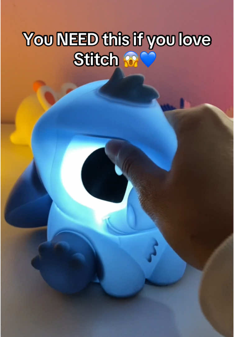 I’m in love right now 🤩💙 #stitch #liloandstitch #nightlight #disney 