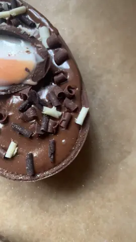 Stuffed cookie dough eggs 😍 #Foodie #caketok #easteregg #viral #FoodLover #cake #FoodTok #foodies #cakevideo 