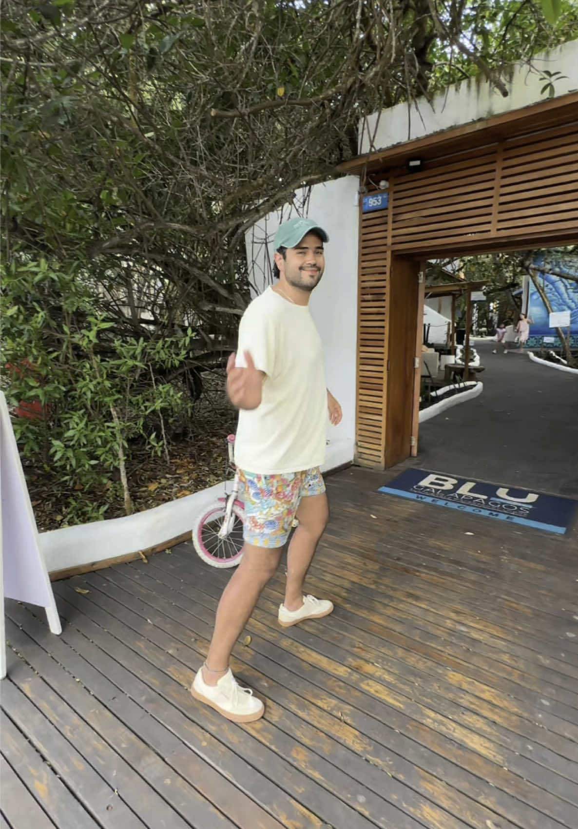 El mejor lugar para quedarte en las islas Galapagos 🏝️🐠🎣 @BLU Galapagos  #recomendation #galapagos #travel #viaje #ecuador #blog #hotel #viral_video #fyp 