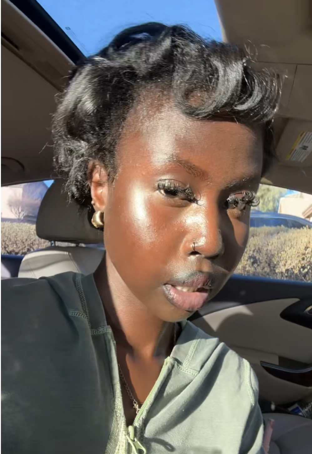 can’t wait for summer + i cut my hair 🙏🏿 #💗💞💕💘 #sudotiktok🇸🇸🇸🇩 #darkskin #shorthair 