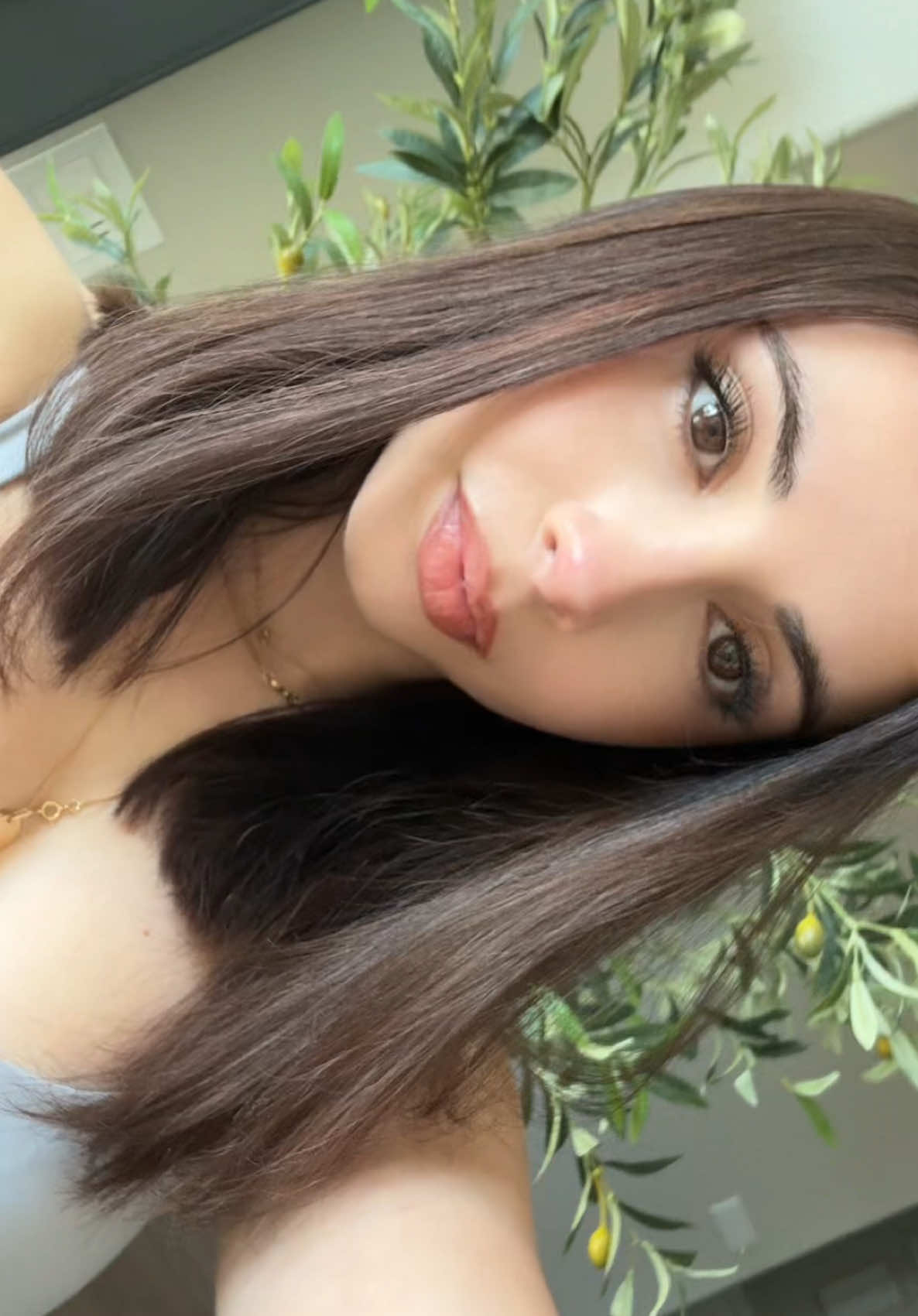 👁️👄👁️