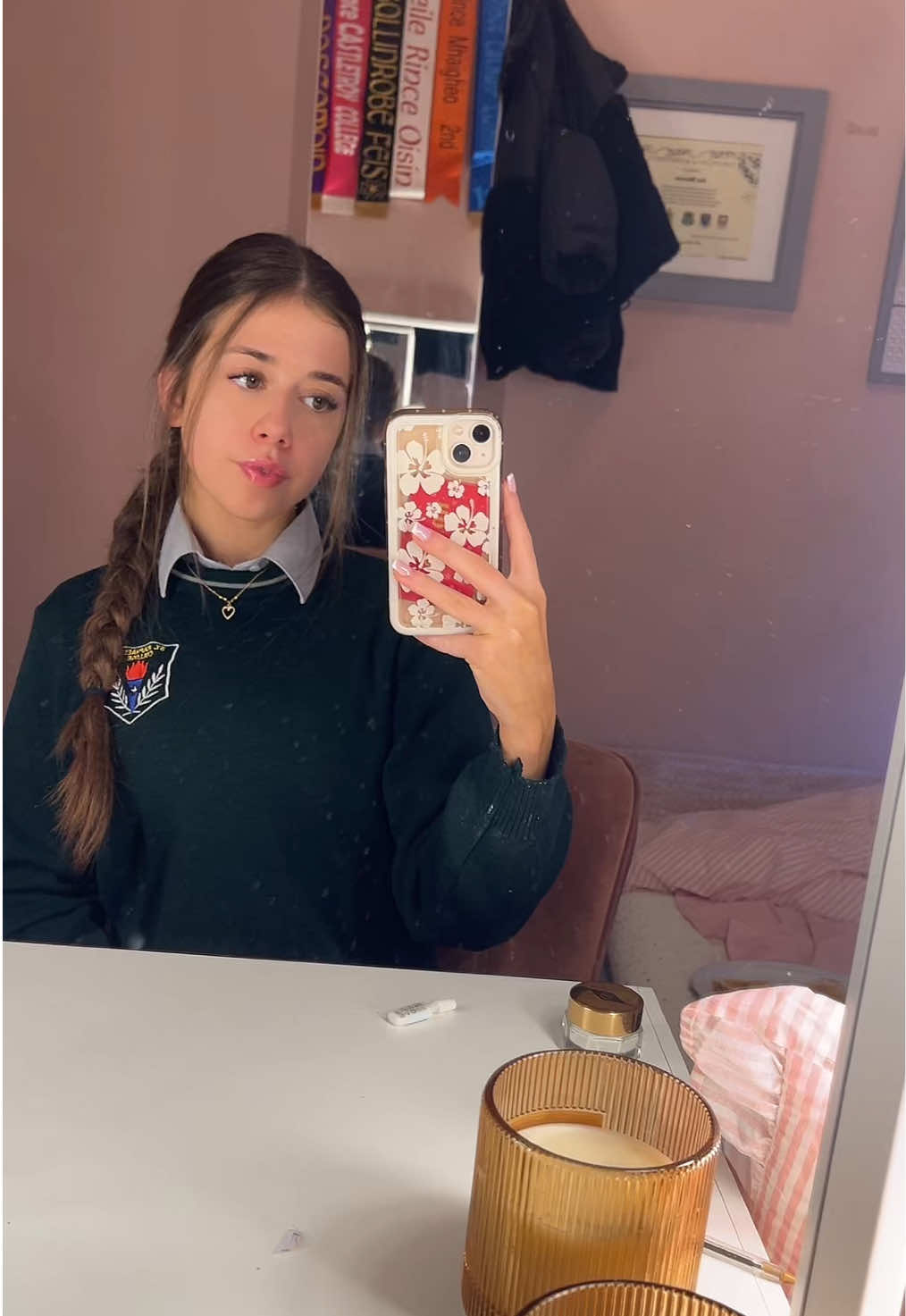 📚🫥