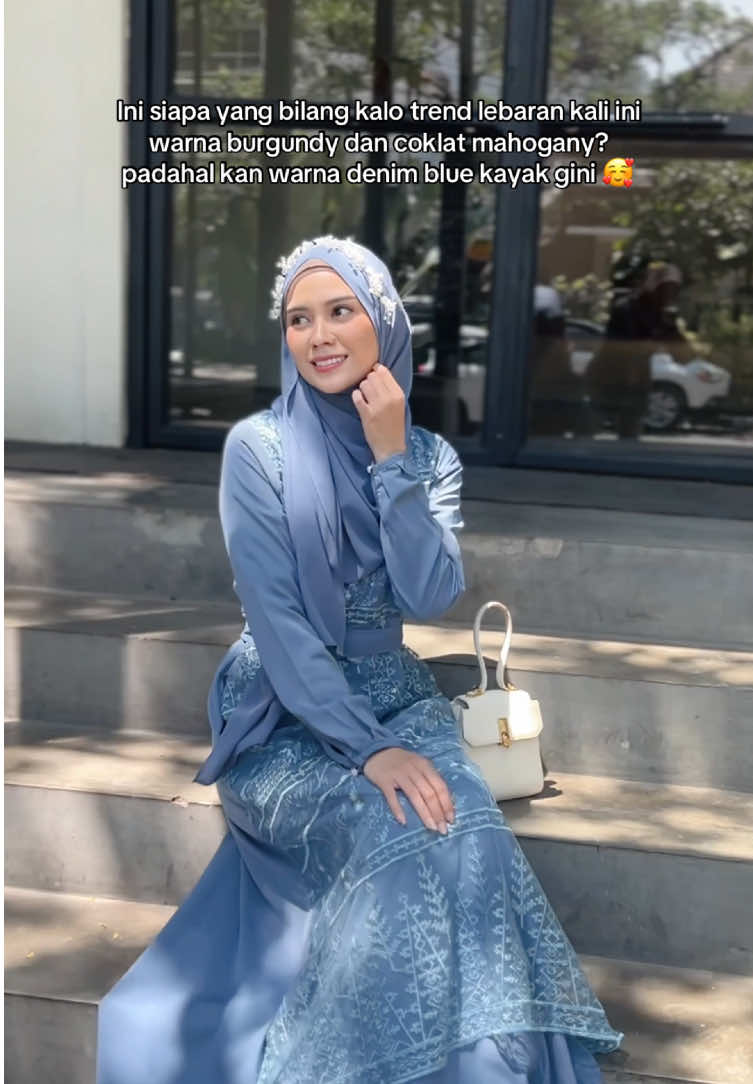 Agatha dress dengan formulasi brukat terbaru yang lebih premium ini wajib kamu punya buat lebaran! Sayang banget kalo lebarannya gak stand out gitu, harus on point donggg iya kan? Siapa disini yang udah punya Agatha Dress??? #fyp #outfitlebaran #lebaran2025 #dresslebaran #outfitlebaran2025 #harirayaidulfitri #lebaran #outfitinspo #outfitideas #trendlebaran #outfitlebaran2025 #harirayaidulfitri #lebaran #outfitinspo #outfitideas #trendlebaran #trendingnow #elmiza #elmizaofficial 